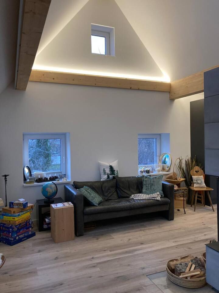 Neues Penthouse-Loft Mit Konuskarte Fuer Gratis Oepnv Apartment Ehrenkirchen Exterior foto