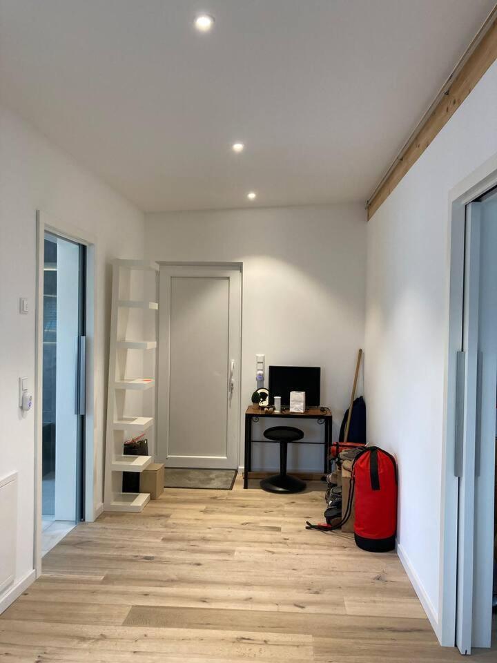 Neues Penthouse-Loft Mit Konuskarte Fuer Gratis Oepnv Apartment Ehrenkirchen Exterior foto