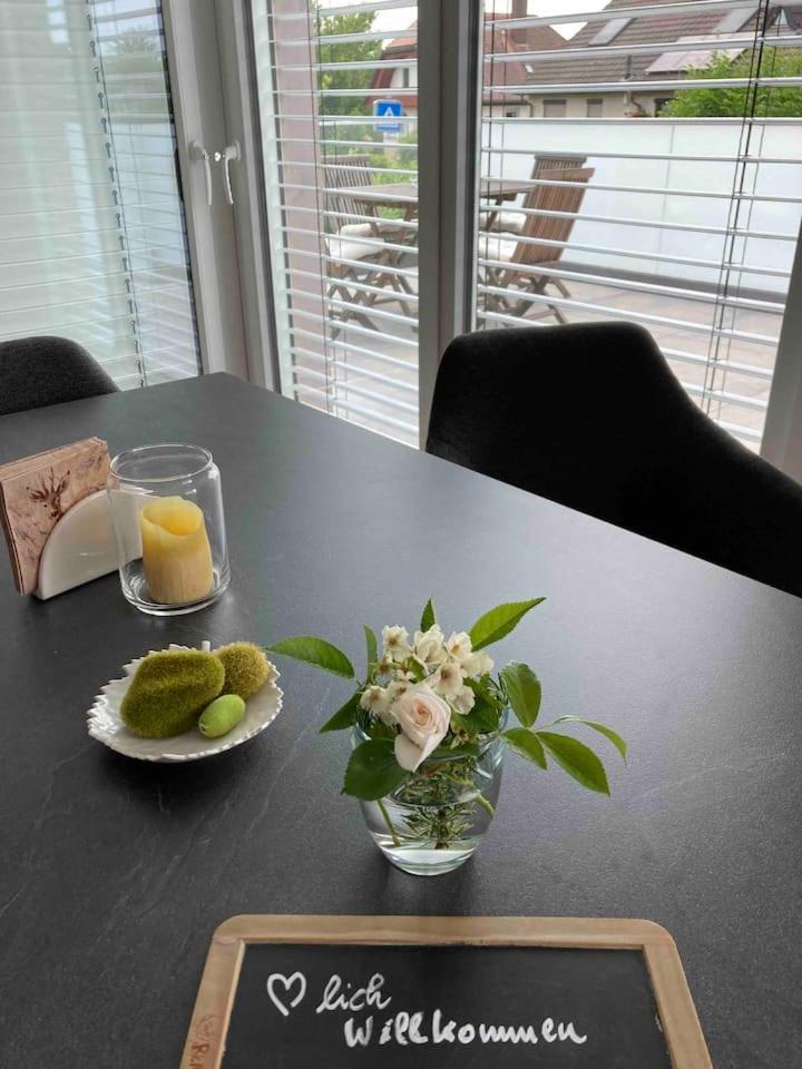 Neues Penthouse-Loft Mit Konuskarte Fuer Gratis Oepnv Apartment Ehrenkirchen Exterior foto