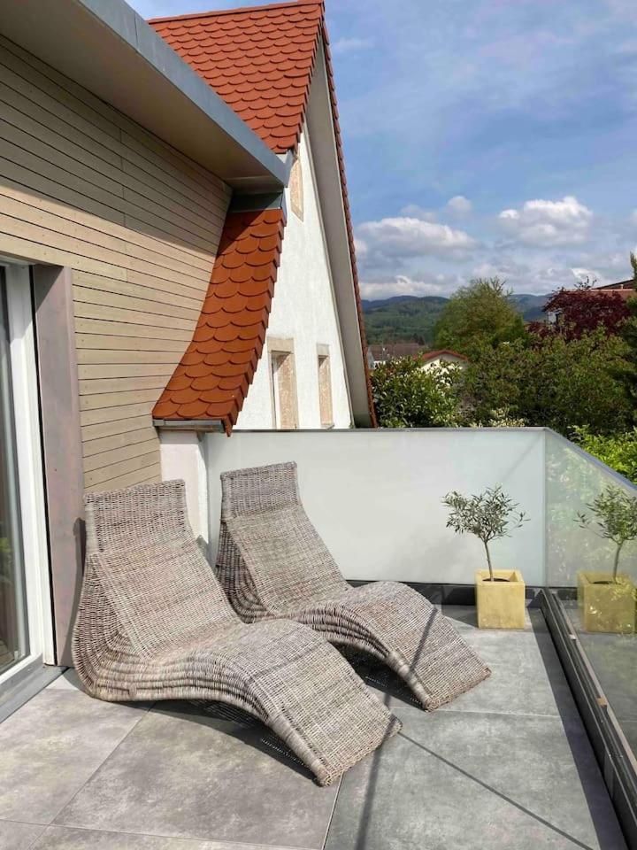 Neues Penthouse-Loft Mit Konuskarte Fuer Gratis Oepnv Apartment Ehrenkirchen Exterior foto